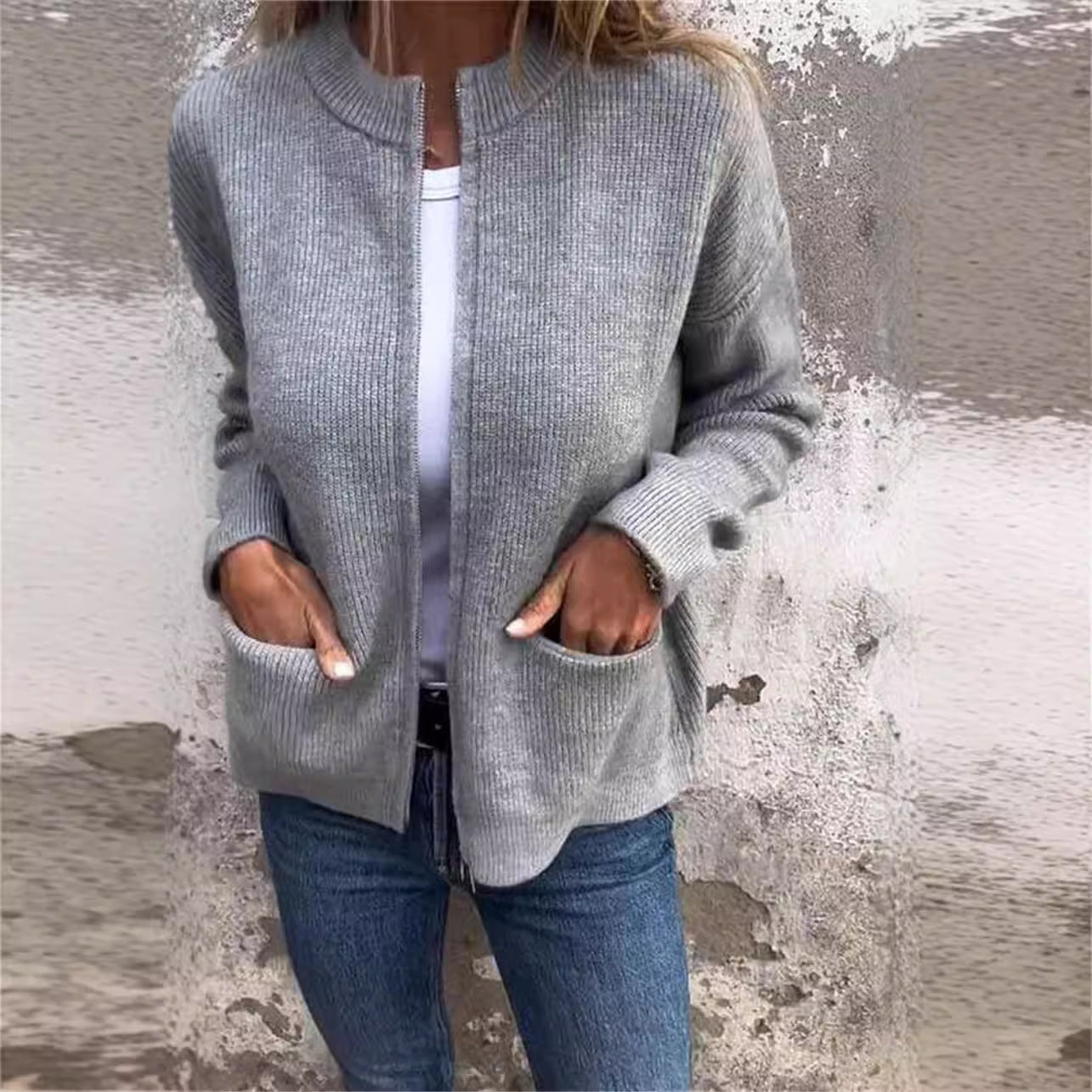 Cardigan Élégant Femme à Poches – Style Chic & Premium